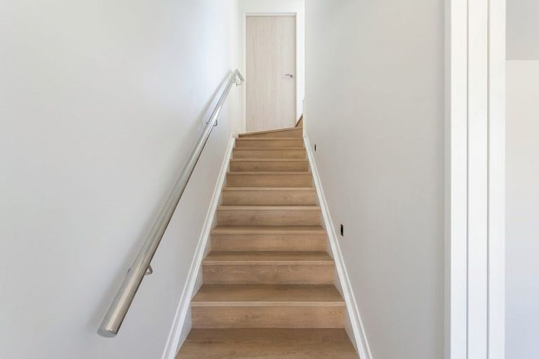 Photo of property in 23b Crosby Road, West Harbour, Auckland, 0618