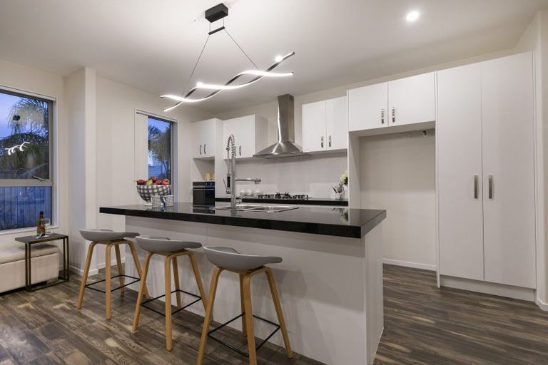 Photo of property in 29 Harvest Avenue, Orewa, 0931