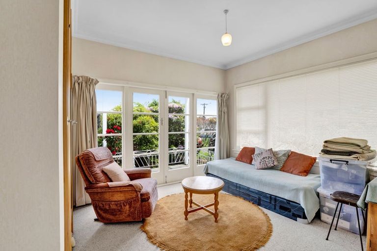 Photo of property in 33 James Street, Inglewood, 4330