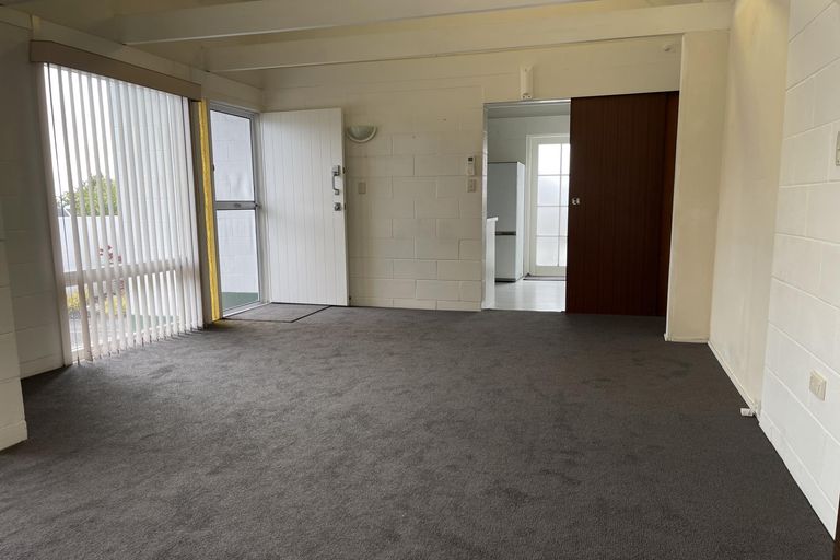 Photo of property in 3/20 Selwyn Road, Cockle Bay, Auckland, 2014