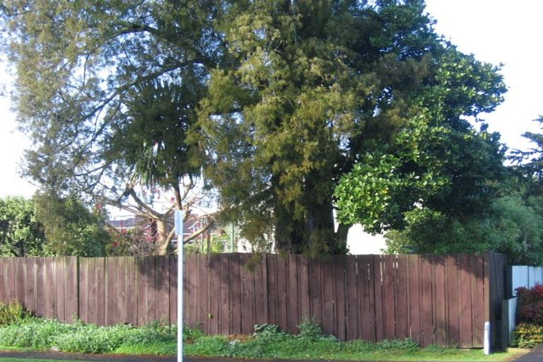 Photo of property in 1 Bremworth Avenue, Dinsdale, Hamilton, 3204