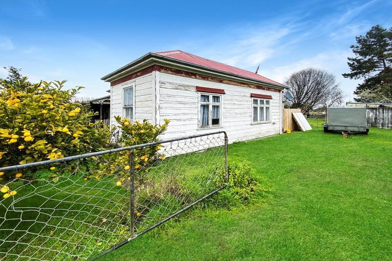 Photo of property in 5 Alexander Street, Ohingaiti, Hunterville, 4785