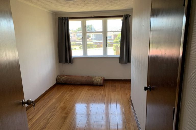 Photo of property in 87 Hillsborough Road, Hillsborough, Auckland, 1042