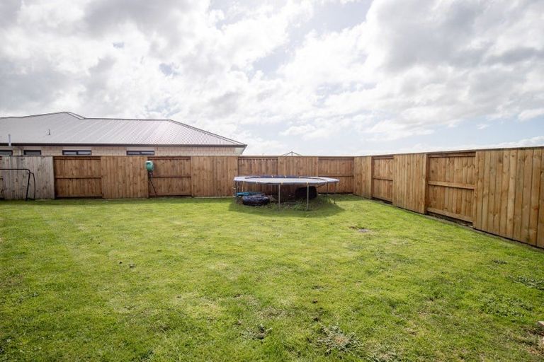 Photo of property in 24 Mcwatters Drive, Ngatea, 3503