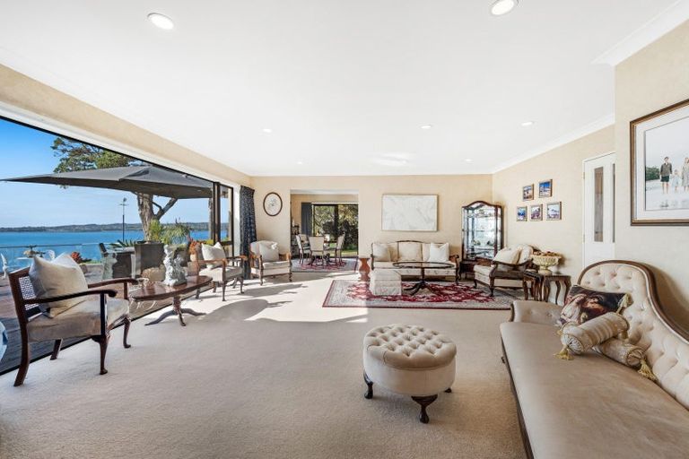 Photo of property in 26 Stevenson Way, Cockle Bay, Auckland, 2014