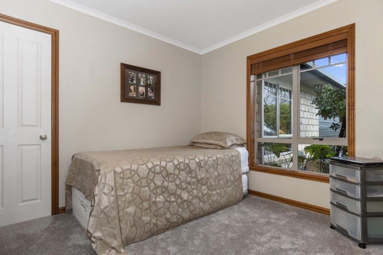 Photo of property in 22 Honeysuckle Lane, Ohauiti, Tauranga, 3112