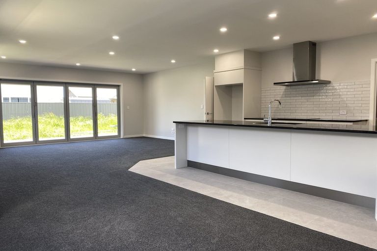 Photo of property in 11 Monowai Street, Poraiti, Napier, 4112