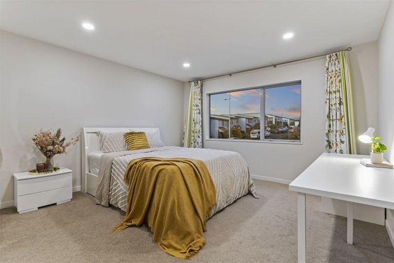 Photo of property in 31 Bight Road, Long Bay, Auckland, 0630