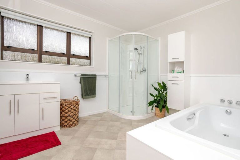 Photo of property in 1 Dawson Street, Dannevirke, 4930