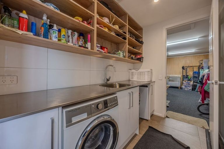 Photo of property in 18 Stackbrae Avenue, Wanaka, 9305