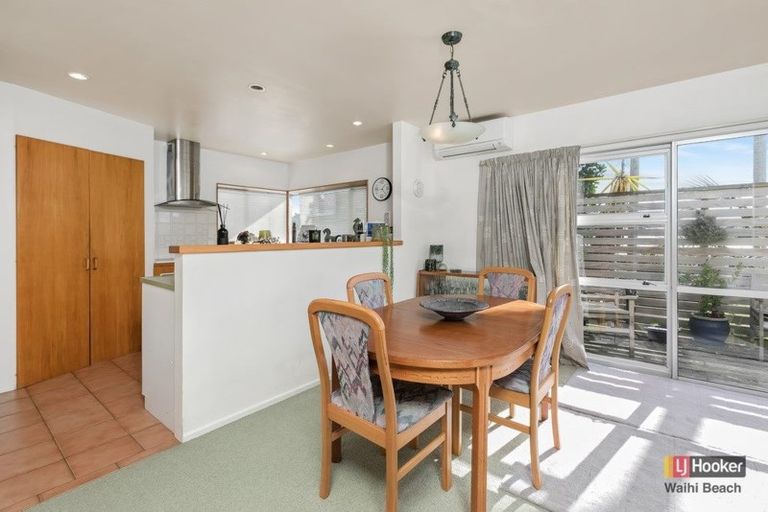 Photo of property in 21 Snell Crescent, Waihi Beach, 3611