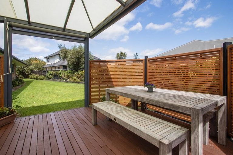 Photo of property in 2 Bransley Grove, Katikati, 3129