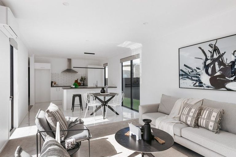 Photo of property in 10 Liberty Street, Papamoa, 3118