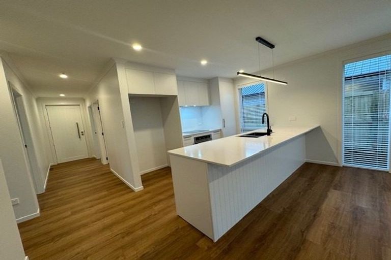 Photo of property in 5 Hauhake Lane, Omokoroa, 3114