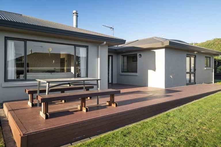 Photo of property in 37 Acacia Bay Road, Nukuhau, Taupo, 3330