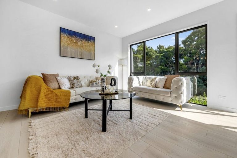 Photo of property in 8 Hing Street, Flat Bush, Auckland, 2019