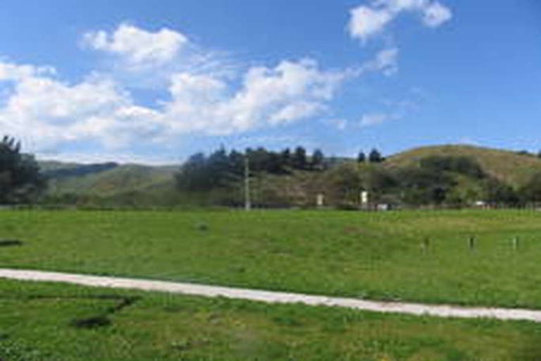 Photo of property in 34 Hamilton Drive, Wainui, Gisborne, 4010