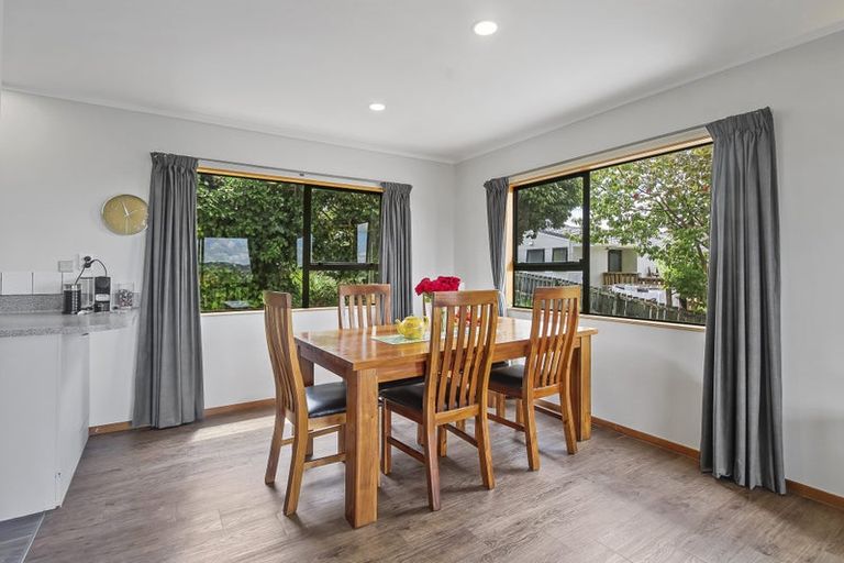 Photo of property in 1/254 Sturges Road, Henderson, Auckland, 0612