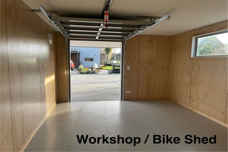 Photo of property in 1 Kahika Lane, Westmorland, Christchurch, 8025