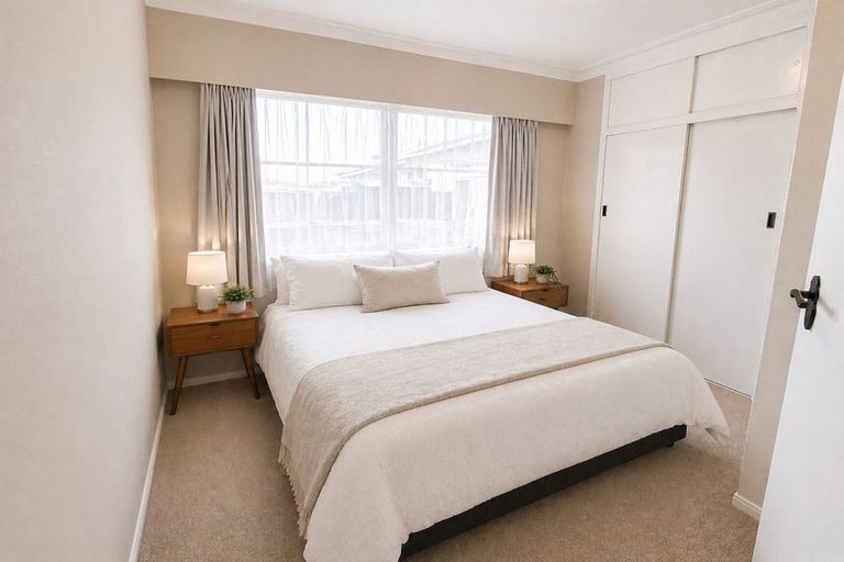 Photo of property in 1/2 Onslow Road, Papakura, 2110