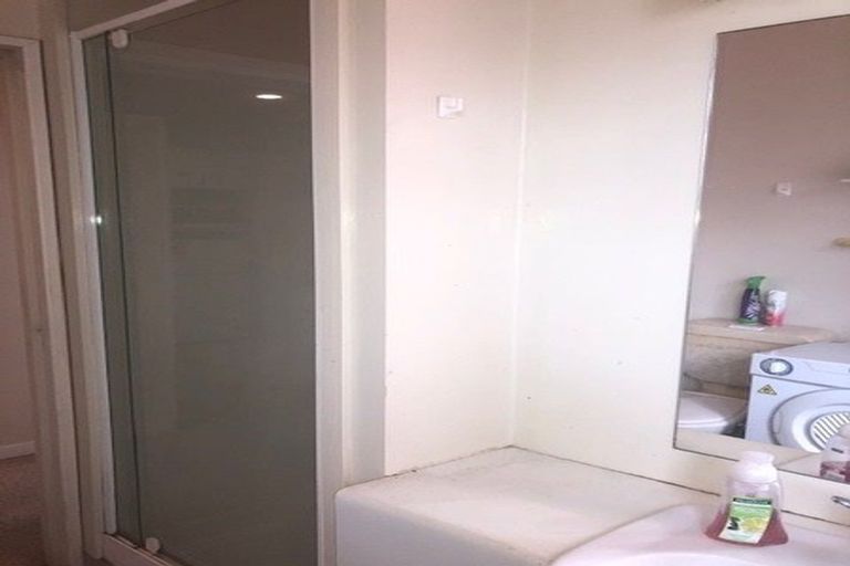 Photo of property in Terrace Tower Apartments, 5b/126 The Terrace, Wellington Central, Wellington, 6011