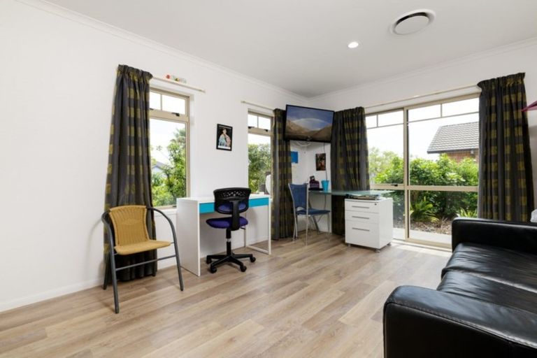 Photo of property in 27 Sovereign Drive, Papamoa Beach, Papamoa, 3118