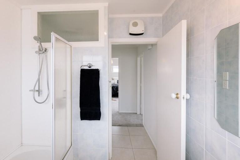 Photo of property in 5 Minchin Crescent, St Andrews, Hamilton, 3200