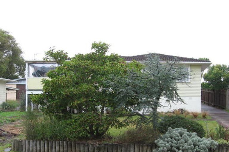 Photo of property in 88 Farquhar Road, Glendene, Auckland, 0602