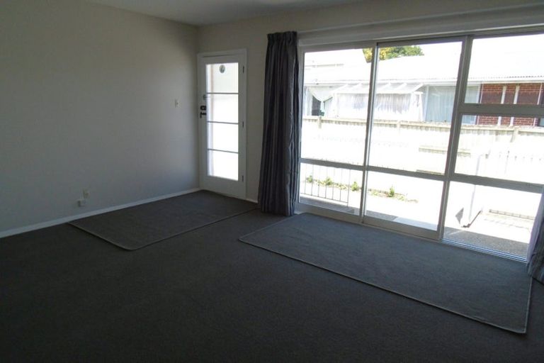 Photo of property in 4/28 Aikmans Road, Merivale, Christchurch, 8014