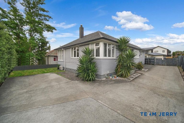 Photo of property in 111 Porchester Road, Papakura, 2110