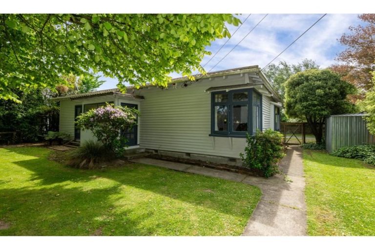 Photo of property in 37 Speight Street, Mairehau, Christchurch, 8013