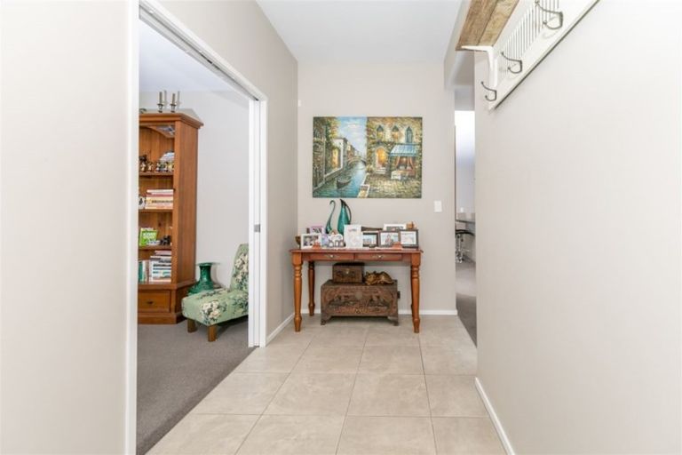 Photo of property in 19 Robin Azariah Place, Te Kuiti, 3910