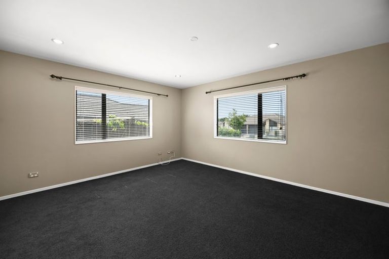 Photo of property in 12 Te Ironui Place, Huntington, Hamilton, 3210