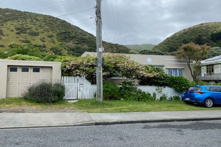 Photo of property in 7 Ames Street, Paekakariki, 5034