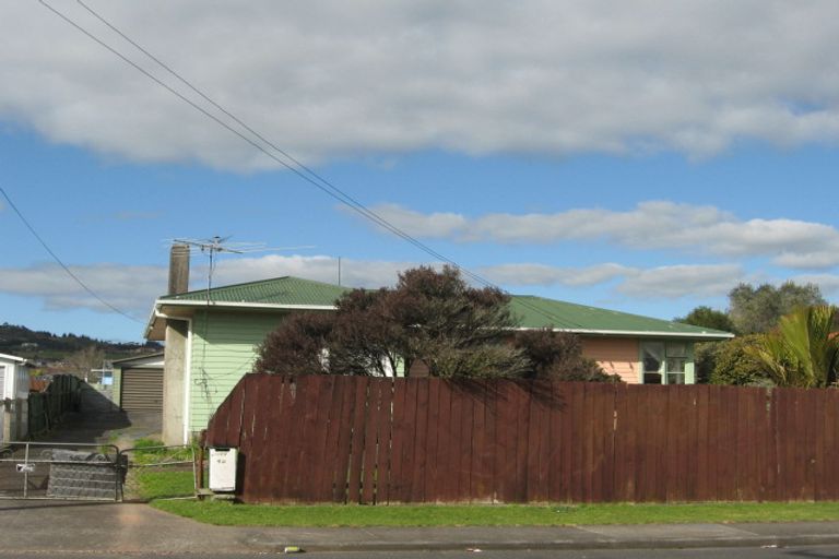 Photo of property in 60 Valentine Street, Papakura, 2110