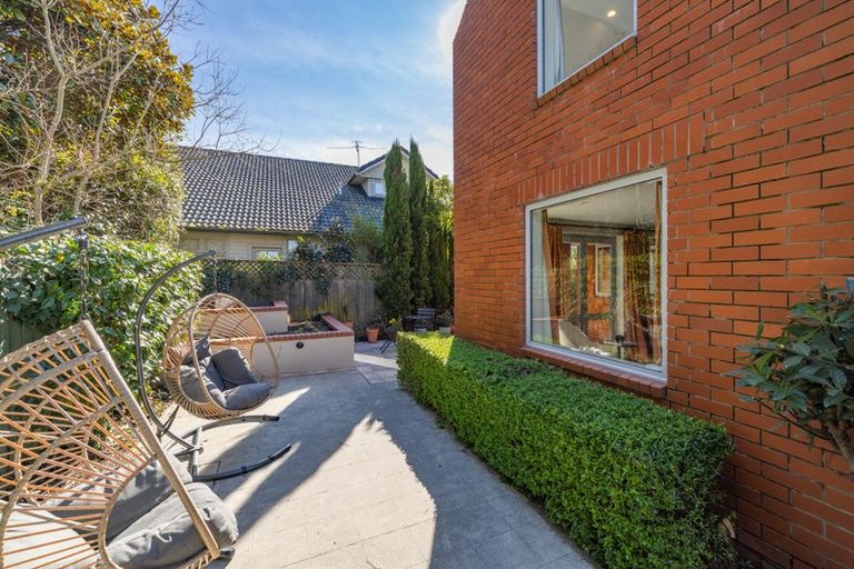 Photo of property in 3a Browns Road, St Albans, Christchurch, 8014