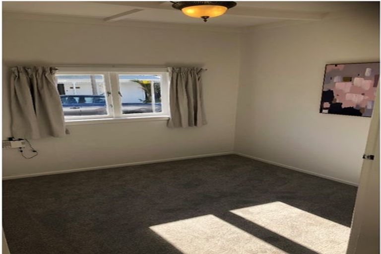 Photo of property in 28 Taupata Street, Stoke, Nelson, 7011