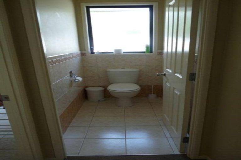 Photo of property in 1 Gulf Harbour Drive, Gulf Harbour, Whangaparaoa, 0930