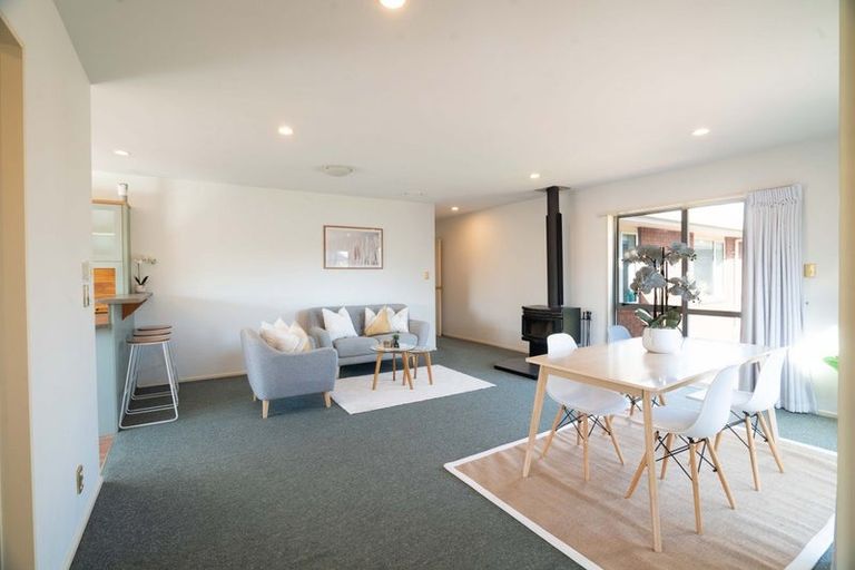 Photo of property in 43 Rempstone Drive, Halswell, Christchurch, 8025