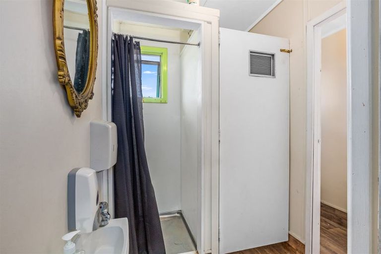 Photo of property in 79 Westmeath Street, Waitangirua, Porirua, 5024