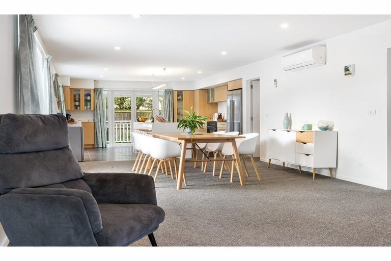 Photo of property in 142 Bower Avenue, New Brighton, Christchurch, 8083