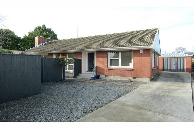 Photo of property in 10 Ashbourne Street, Burnside, Christchurch, 8053