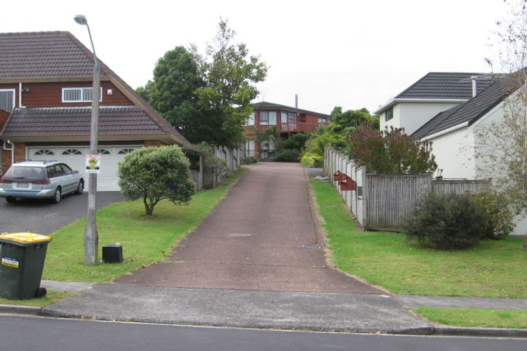 Photo of property in 17 Cherub Place, West Harbour, Auckland, 0618