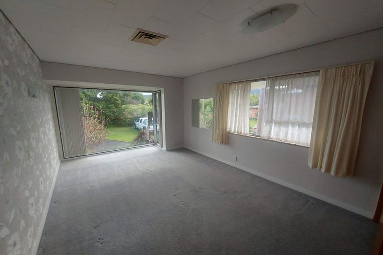 Photo of property in 2 Kereru Street, Maunu, Whangarei, 0110