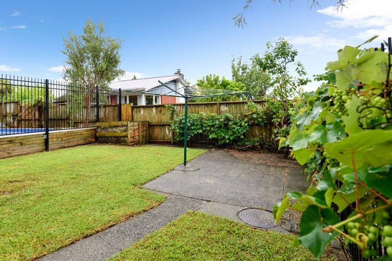 Photo of property in 21 Pelorus Street, Glenview, Hamilton, 3206