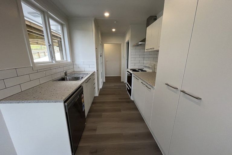 Photo of property in 64 Sherwood Road, Onerahi, Whangarei, 0110