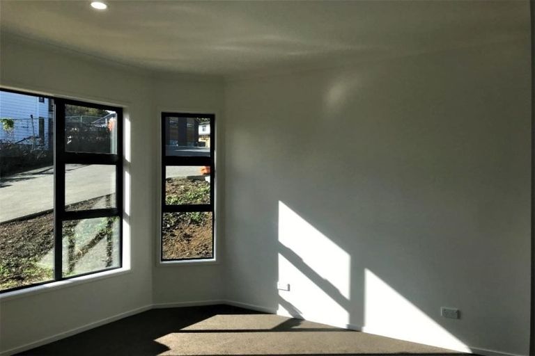 Photo of property in 10 Arataki Way, Glen Eden, Auckland, 0602