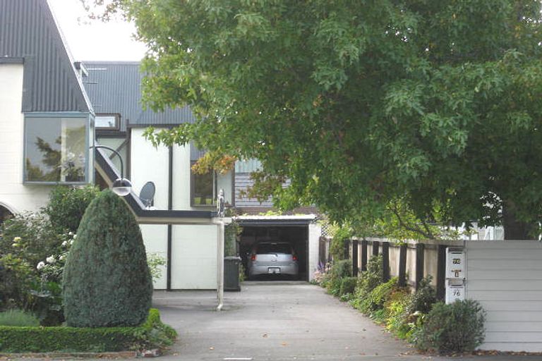 Photo of property in 76a Memorial Avenue, Ilam, Christchurch, 8053