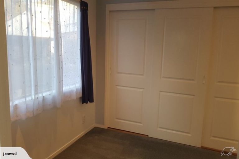 Photo of property in 1/17 Sandown Road, Rothesay Bay, Auckland, 0630