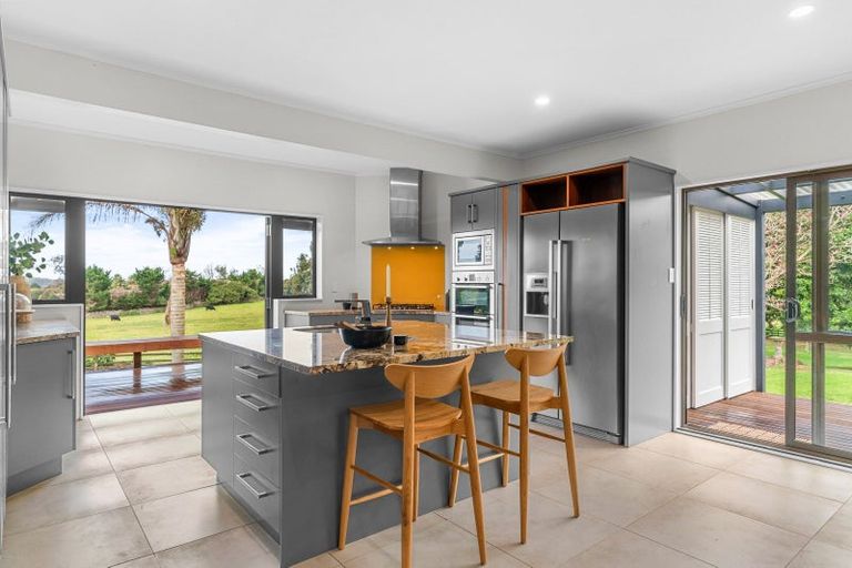 Photo of property in 571 Ngunguru Road, Glenbervie, Whangarei, 0173